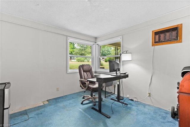 1132 Kennedy Street, Yadkinville, NC 27055