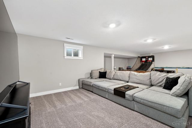 7425 Stoneham Circle, Clearcreek Twp., OH 45066