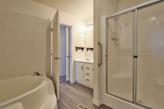 5420 Water View Drive, Granbury, TX 76048