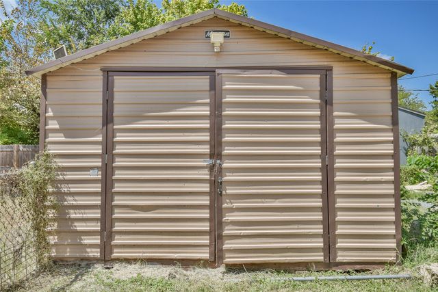 5420 Water View Drive, Granbury, TX 76048