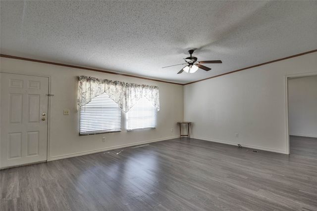 5420 Water View Drive, Granbury, TX 76048
