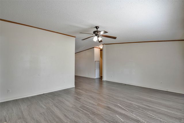 5420 Water View Drive, Granbury, TX 76048