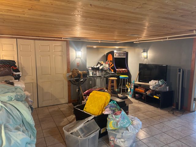 2421 187th Place, Lansing, IL 60438