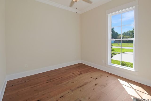 13200 Oakbourne Ave, Geismar, LA 70734