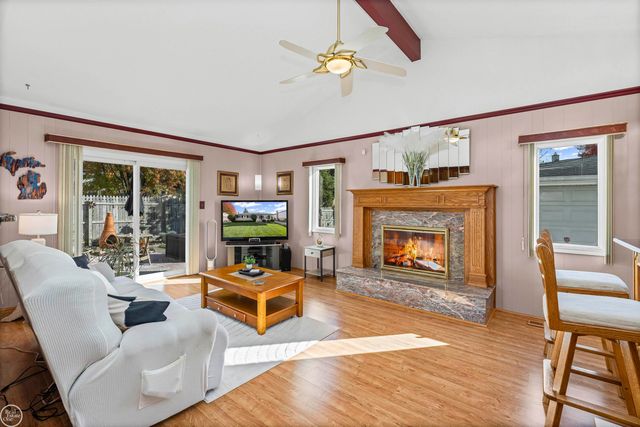 11908 Tahiti Drive, Sterling Heights, MI 48312