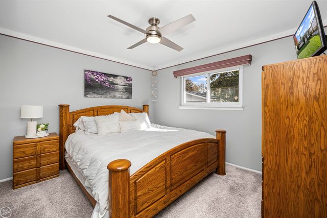 11908 Tahiti Drive, Sterling Heights, MI 48312