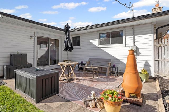 11908 Tahiti Drive, Sterling Heights, MI 48312