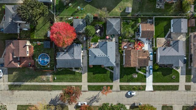 11908 Tahiti Drive, Sterling Heights, MI 48312