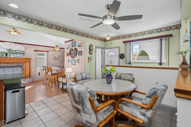 11908 Tahiti Drive, Sterling Heights, MI 48312