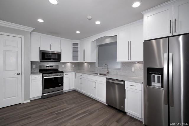 128 Village Green Drive 128, Port Jefferson Station, NY 11776