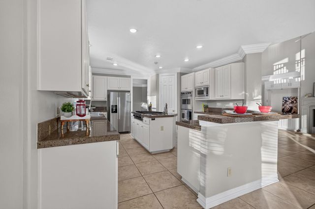 13511 Indigo Lake, Houston, TX 77077