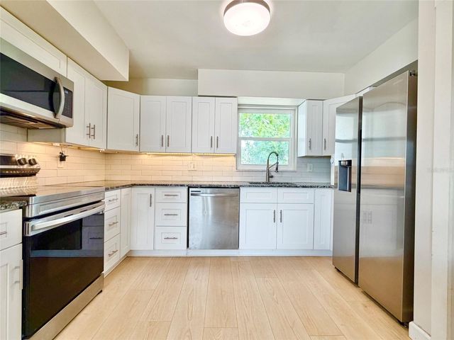 3300 58TH STREET N, St Petersburg, FL 33710