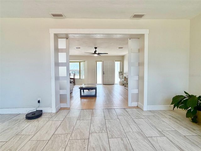 3300 58TH STREET N, St Petersburg, FL 33710