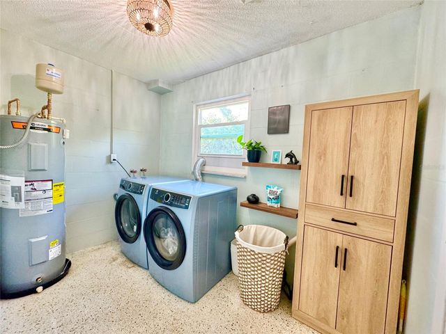 3300 58TH STREET N, St Petersburg, FL 33710