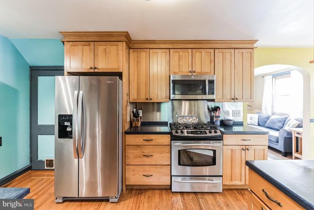 99 RUNNYMEDE AVE, Jenkintown, PA 19046
