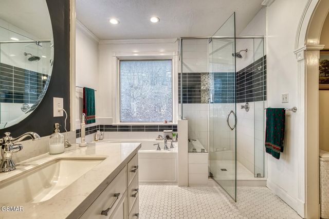 5227 Beverly Oaks Drive, Knoxville, TN 37918