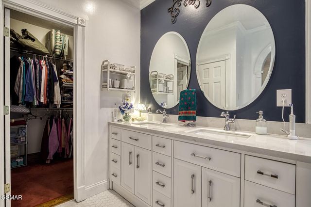 5227 Beverly Oaks Drive, Knoxville, TN 37918