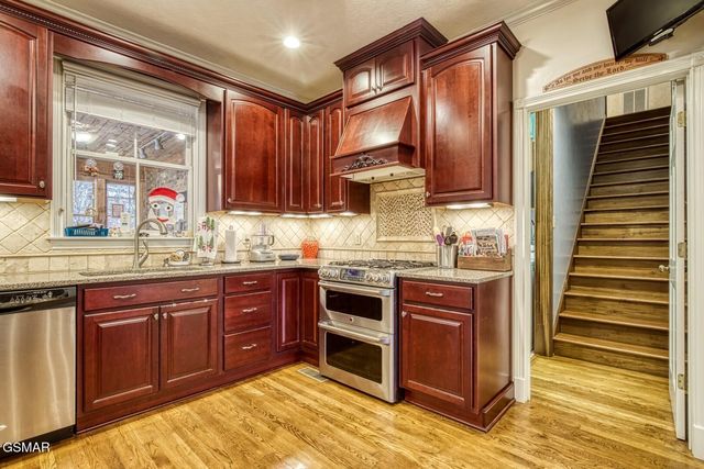 5227 Beverly Oaks Drive, Knoxville, TN 37918