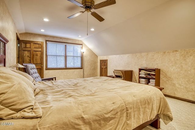 5227 Beverly Oaks Drive, Knoxville, TN 37918