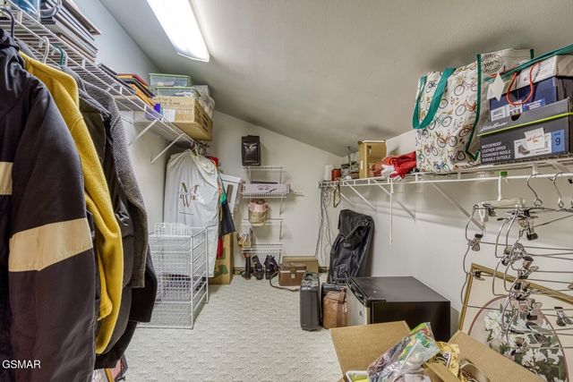 5227 Beverly Oaks Drive, Knoxville, TN 37918