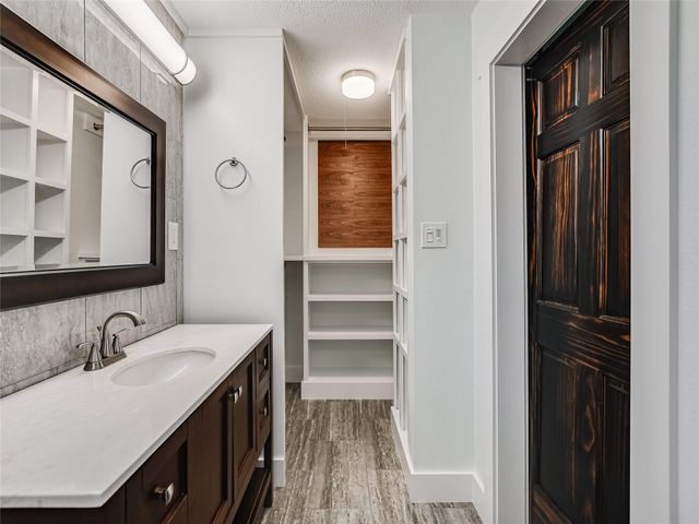 801 E Central DR, Georgetown, TX 78628