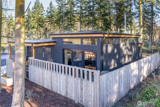 2475 15th Street, Port Townsend, WA 98368