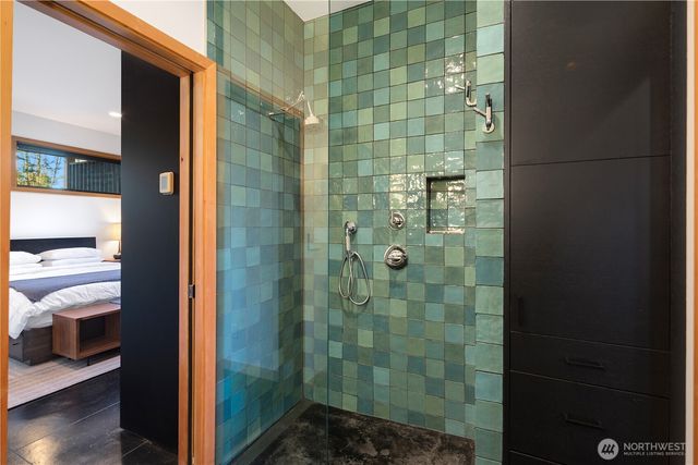 2475 15th Street, Port Townsend, WA 98368