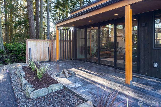 2475 15th Street, Port Townsend, WA 98368