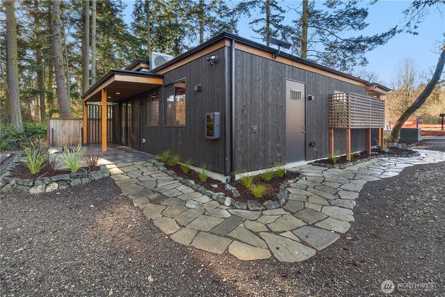 2475 15th Street, Port Townsend, WA 98368