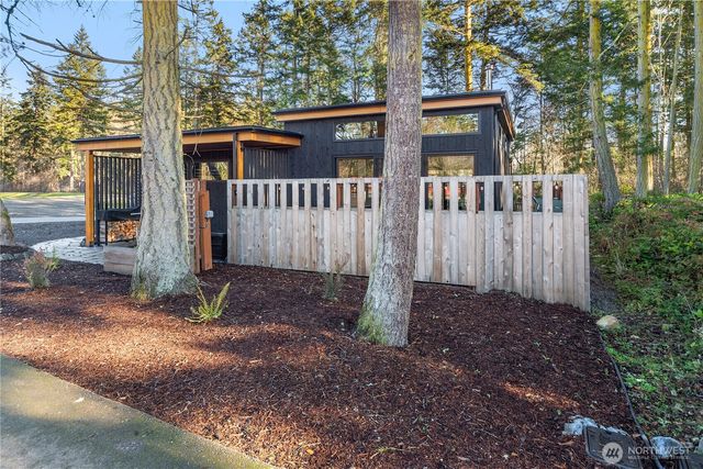 2475 15th Street, Port Townsend, WA 98368