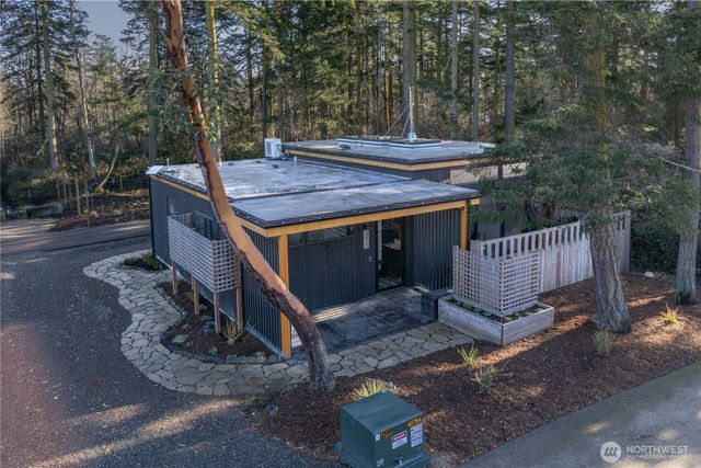 2475 15th Street, Port Townsend, WA 98368
