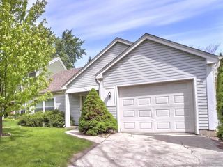 74 Bedford Road, Mundelein, IL 60060