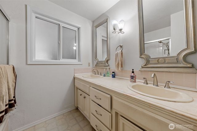 2118 160th Place SW, Lynnwood, WA 98087