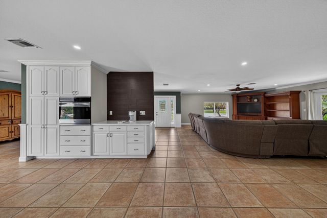 2801 SW 156th Avenue, Davie, FL 33331