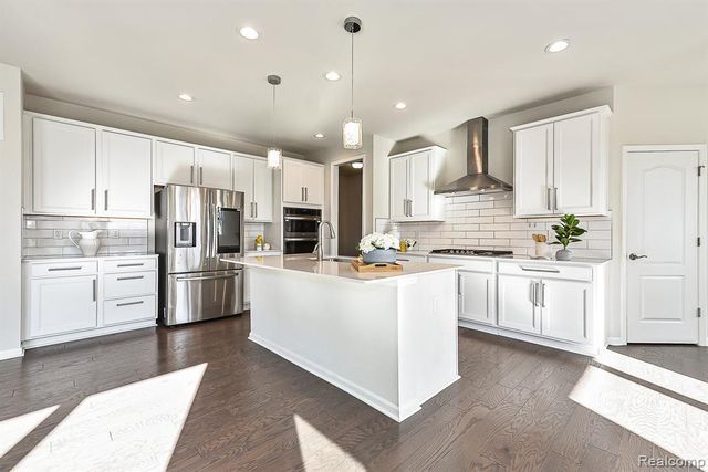 2839 Dillon Drive, Ann Arbor, MI 48105