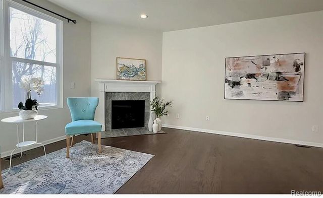 2839 Dillon Drive, Ann Arbor, MI 48105