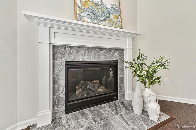 2839 Dillon Drive, Ann Arbor, MI 48105