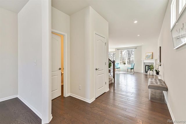 2839 Dillon Drive, Ann Arbor, MI 48105