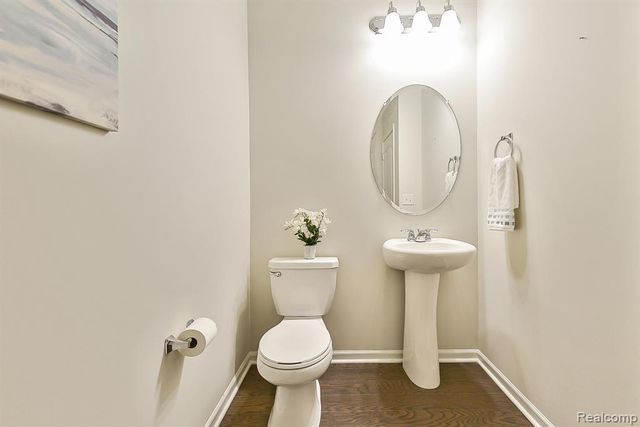 2839 Dillon Drive, Ann Arbor, MI 48105