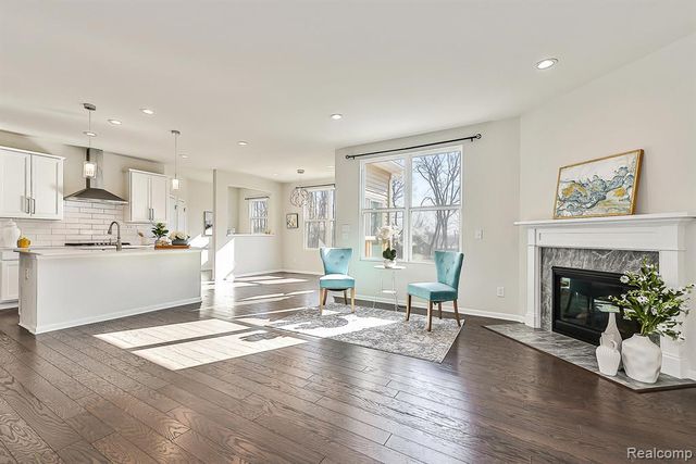 2839 Dillon Drive, Ann Arbor, MI 48105