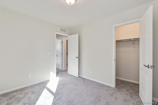 2839 Dillon Drive, Ann Arbor, MI 48105