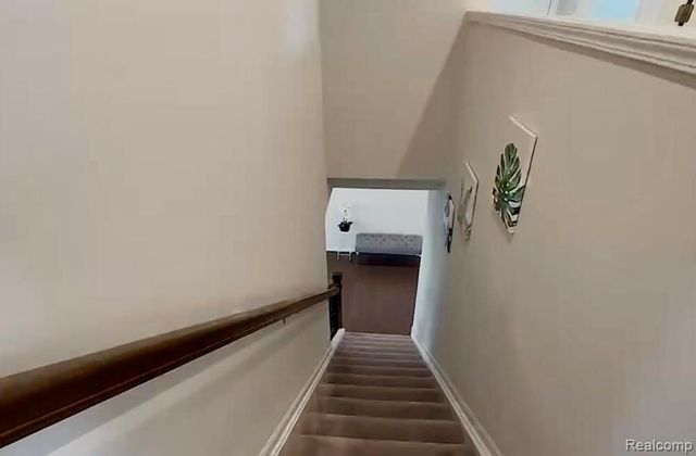 2839 Dillon Drive, Ann Arbor, MI 48105