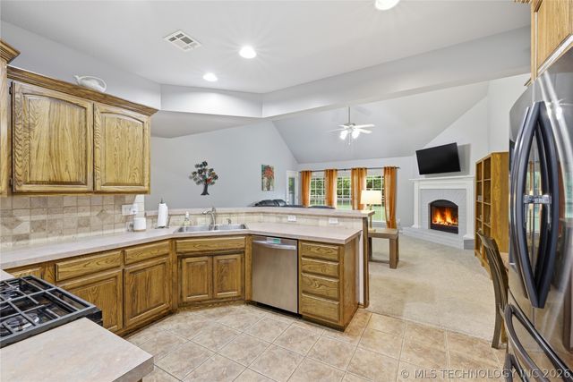 11248 S 274th East Avenue, Coweta, OK 74429