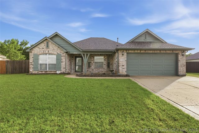 11248 S 274th East Avenue, Coweta, OK 74429