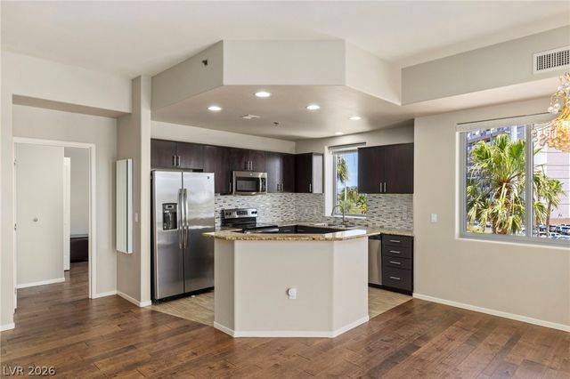 8255 Las Vegas Boulevard 321, Las Vegas, NV 89123