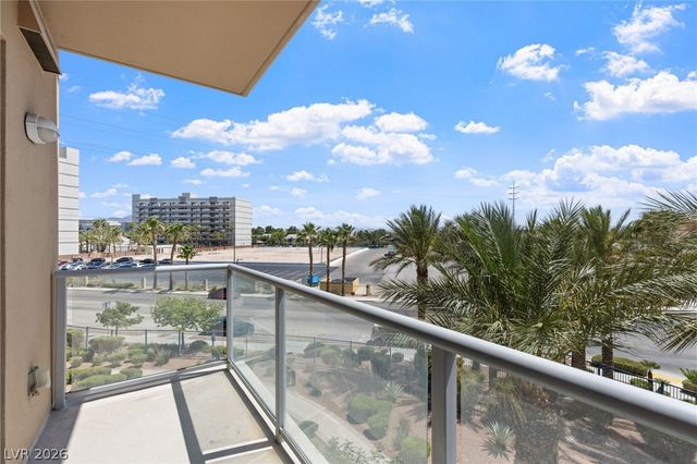 8255 Las Vegas Boulevard 321, Las Vegas, NV 89123