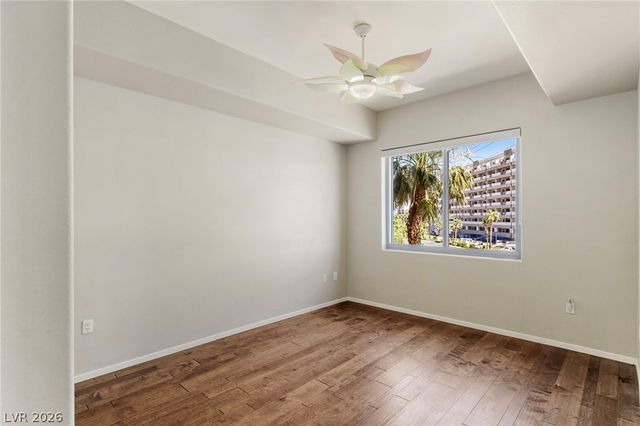 8255 Las Vegas Boulevard 321, Las Vegas, NV 89123
