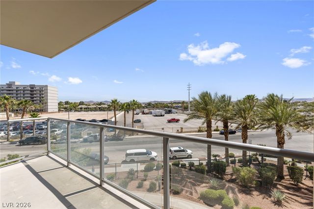 8255 Las Vegas Boulevard 321, Las Vegas, NV 89123