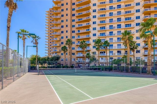 8255 Las Vegas Boulevard 321, Las Vegas, NV 89123