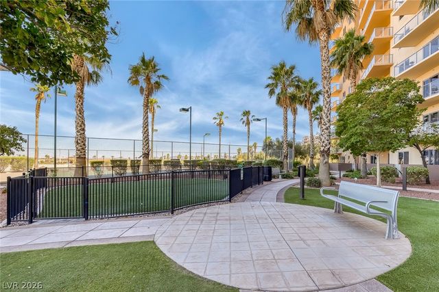 8255 Las Vegas Boulevard 321, Las Vegas, NV 89123